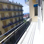 Appartement 2 *