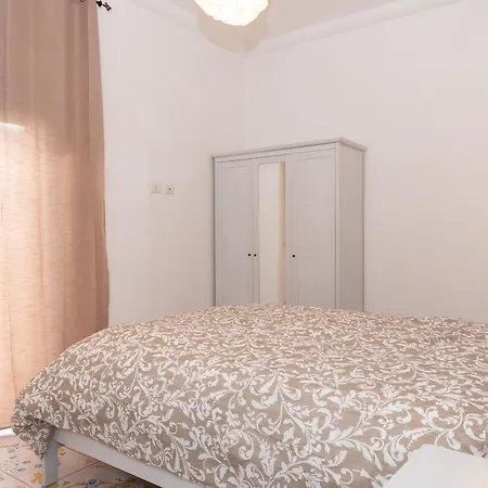 2 Apartment